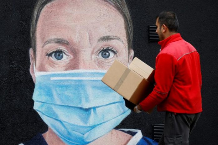 Una empresa valenciana lanza una pintura que ayuda a frenar el coronavirus