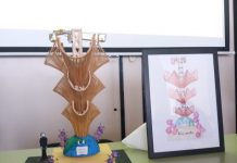 Un pino al revés es la propuesta ganadora del Pi de Nadal 2020