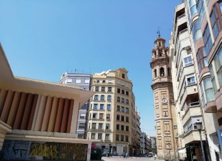 Los alquileres turísticos expulsan a los residentes de Valencia