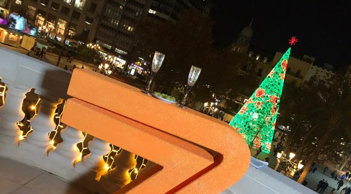 València acomiada 2020 amb la «Tardevieja»: Com i quan podràs sumar-te a aquesta festa de cap d’any Valencia despide 2020 con la "Tardevieja": Cómo y cuándo podrás sumarte a esta fiesta de fin de año