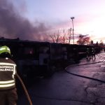 La policía científica investiga las causas del incendio de la EMT