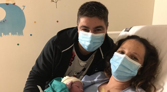 Amaia es la primera bebé nacida este 2021 en la Comunitat Valenciana primera bebé del año