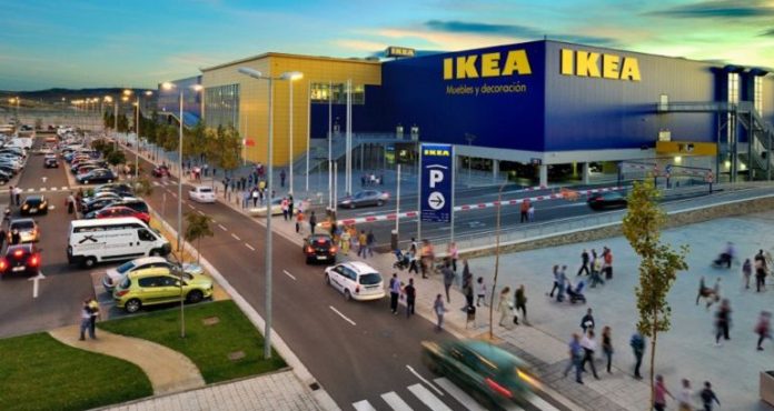 El alcalde de Sedaví recuerda: "No se puede acceder ni a Ikea ni a los centros comerciales"