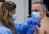 Un médico de Valencia relata su experiencia tras vacunarse contra el coronavirus: "Sólo duele el pinchazo"