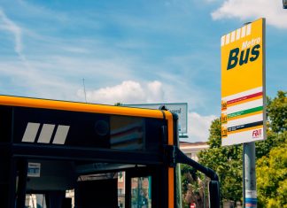 Valencia estrena dos nuevas rutas de autobuses para ir a Fuente del Jarro
