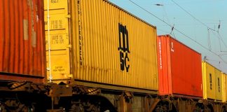 amputan las piernas por saltar en un tren en marcha