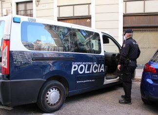 Detenido un hombre por robar y agredir a un frutero al negarse a bajarle los precios de la compra