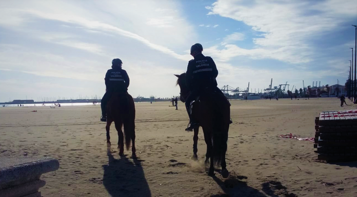 Segunda violación en las playas de Valencia en solo 7 días La Comunitat Valenciana implanta nuevas restricciones para frenar el coronavirus