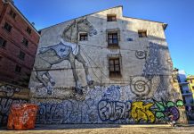El Carmen activa l’alerta roja: els residents fugen del barri davant les males condicions El Carmen activa la alerta roja: los residentes huyen del barrio ante las malas condiciones