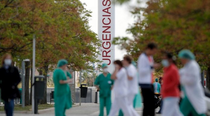 La mascarilla vuelve a todos los hospitales valencianos