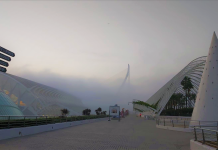 Valencia desaparece bajo un manto de niebla