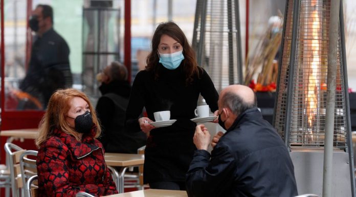 El Govern puja el Salari Mínim: això és el que es cobrarà a partir d’ara Claves de la reapertura de la hostelería: cuándo servirán en el interior, en qué horario y con cuántos comensales