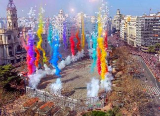 Valencia enciende la mecha de las Fallas 2022