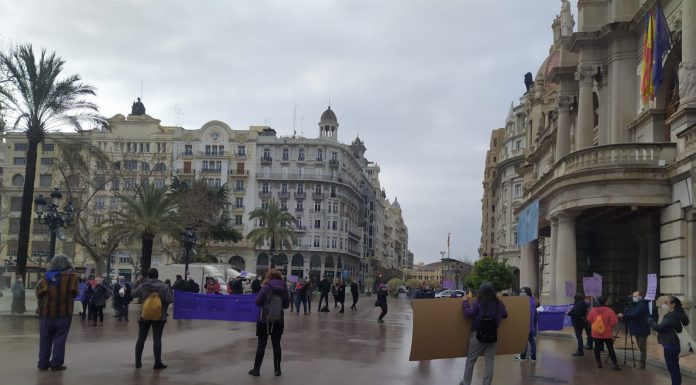 Així s’ha celebrat el 8M en plena desescalada a València Así se ha celebrado el 8M en plena desescalada en Valencia