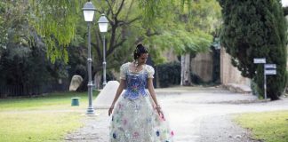 traje de fallera reciclado