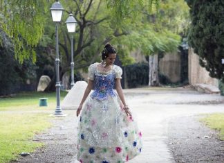 traje de fallera reciclado