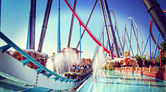 PortAventura ofrece trabajo probando montañas rusas