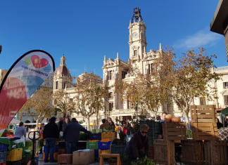 Cuatro barrios de Valencia estrenarán mercadillos ecológicos