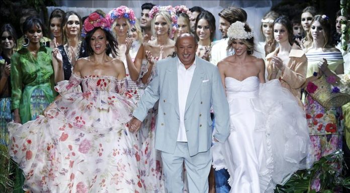 Francis Montesinos desvela una anécdota inédita sobre sus primeros desfiles en Cibeles Francis Montesinos recibe una visita muy especial