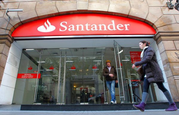 El Banco Santander mejora su inversión en educación con IBM El Banco Santander mejora su inversión en educación de la mano de IBM