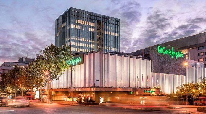 El Corte Inglés abre una nueva tienda de 750 m2 en Valencia Los centros comerciales reabren los domingos de Semana Santa