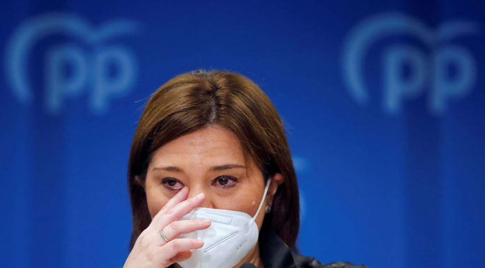 Isabel Bonig deixa l’acta de diputada: «No compte amb la confiança de la direcció del PP» Isabel Bonig deja el acta de diputada: "No cuento con la confianza de la dirección del PP"