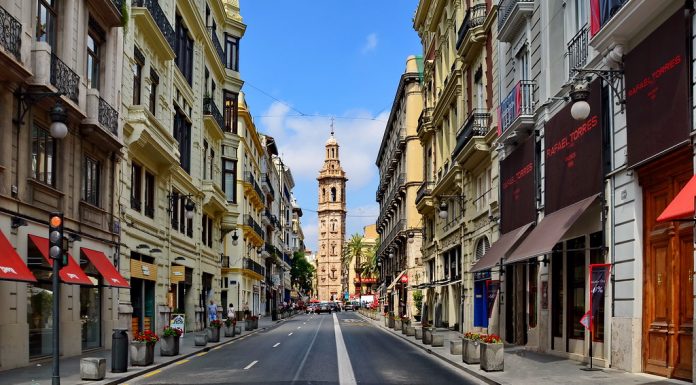 GALERÍA | 14 calles valencianas para perderse en un paseo Así es la población que vive en Valencia: más mujeres y mayores de 40 años