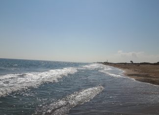 Playa de Pinedo. / Boris Dzhingarov (FLICKR)