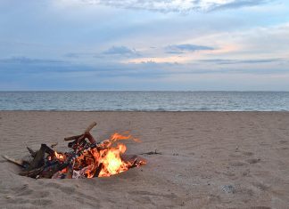 Valencia cancela la celebración de la Noche de San Juan en las playas de la ciudad