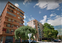 Detienen a tres menores de Valencia por lanzar vasos a la Policía desde un balcón