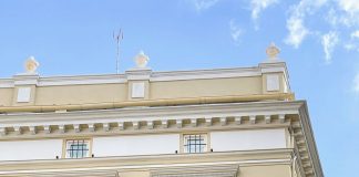 El Palacio Vallier de Valencia, las paredes que esconden el legado de Lladró