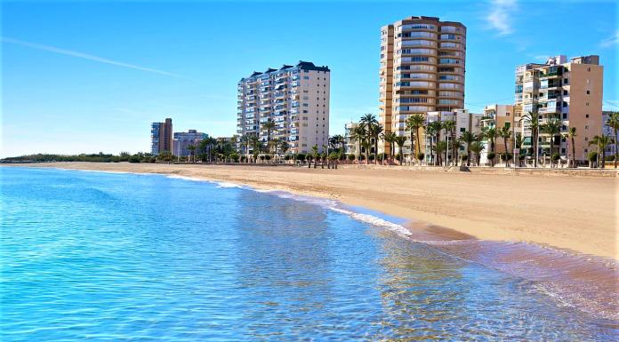 Las cinco mejores playas de la Comunidad Valenciana según ChatGPT National Geographic elige dos playas valencianas entre las mejores de España