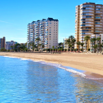 La Comunitat Valenciana lidera el ranking de Banderas Azules 2022: listado de playas ganadoras