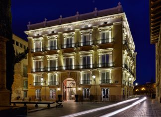 Así es el Palacio Vallier de Valencia, las paredes que esconden el legado de Lladró