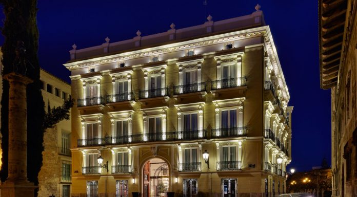 Así es el Palacio Vallier de Valencia, las paredes que esconden el legado de Lladró