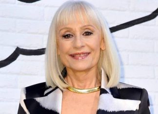 Muere la cantante italiana Raffaella Carrà a los 78 años