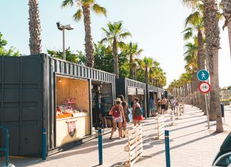 València estrena un nuevo mercado al aire libre pensado para las familias
