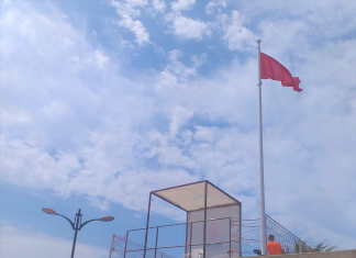 Cierran una playa de Valencia por contaminación en el agua