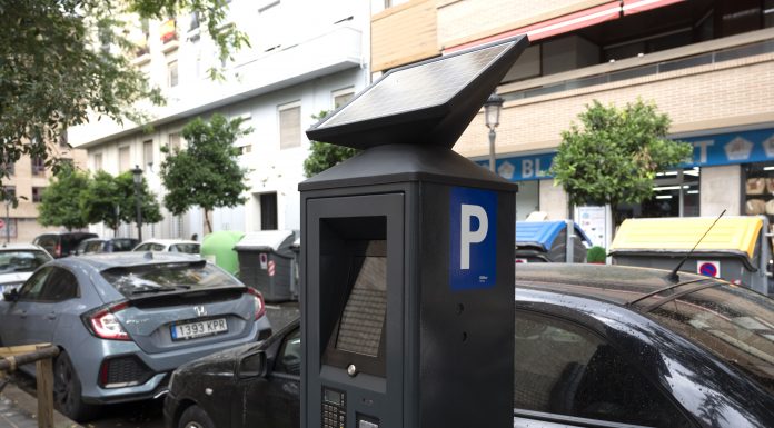 Ciudadanos promete eliminar el pago de la ORA en Valencia El PP también volverá al horario de la zona azul gratuito a la hora de comer