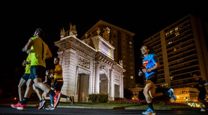 Cerca de 7.000 corredores tomarán las calles de Valencia en la 15K Nocturna Cerca de 7.000 corredores tomarán las calles de Valencia en la 15K Nocturna
