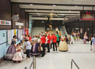 Metrovalencia arranca el servicio 24 horas por Fallas