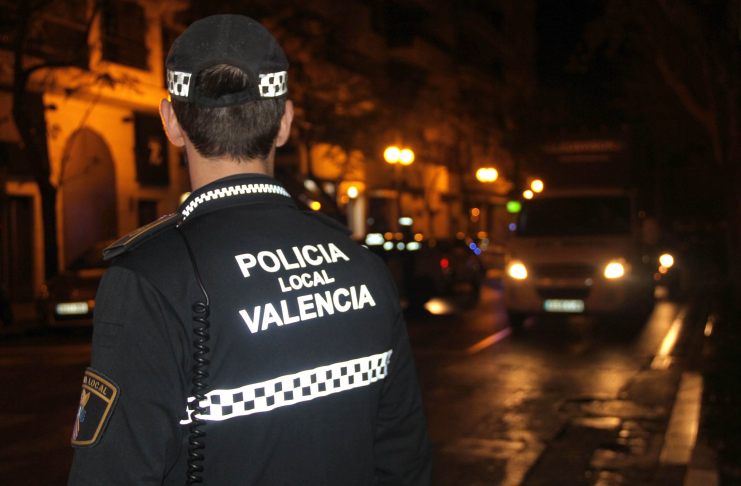 Cinco heridos tras pelearse por la mesa de un bar en Valencia