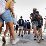 Los estudiantes valencianos tendrán menos clases el próximo curso: así cambiará la jornada escolar