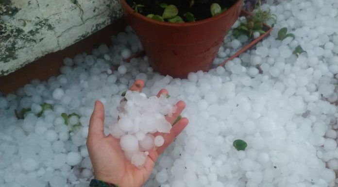 Fuerte granizada en Silla