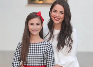 Carmen Martín y Nerea López asumen el trono fallero tras dos años sin cambio