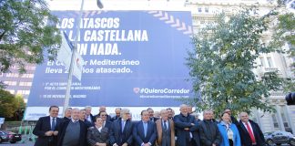 Un millar de empresarios valencianos denuncian en Madrid los retrasos del Corredor Mediterráneo