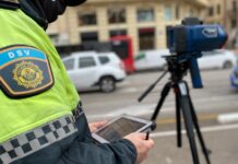 Instal·len radars per a patinets a València amb multes de fins a 1.000 euros Instalan radares para patinetes con multas de hasta 1.000 euros en Valencia