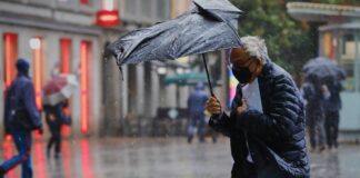 Valencia entra en alerta amarilla por un temporal marítimo de viento y lluvia