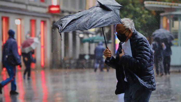 7televalencia-viento-lluvia Valencia entra en alerta amarilla por un temporal marítimo de viento y lluvia