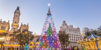 Valencia da el pistoletazo de salida a la Navidad: fechas y horas de los encendidos